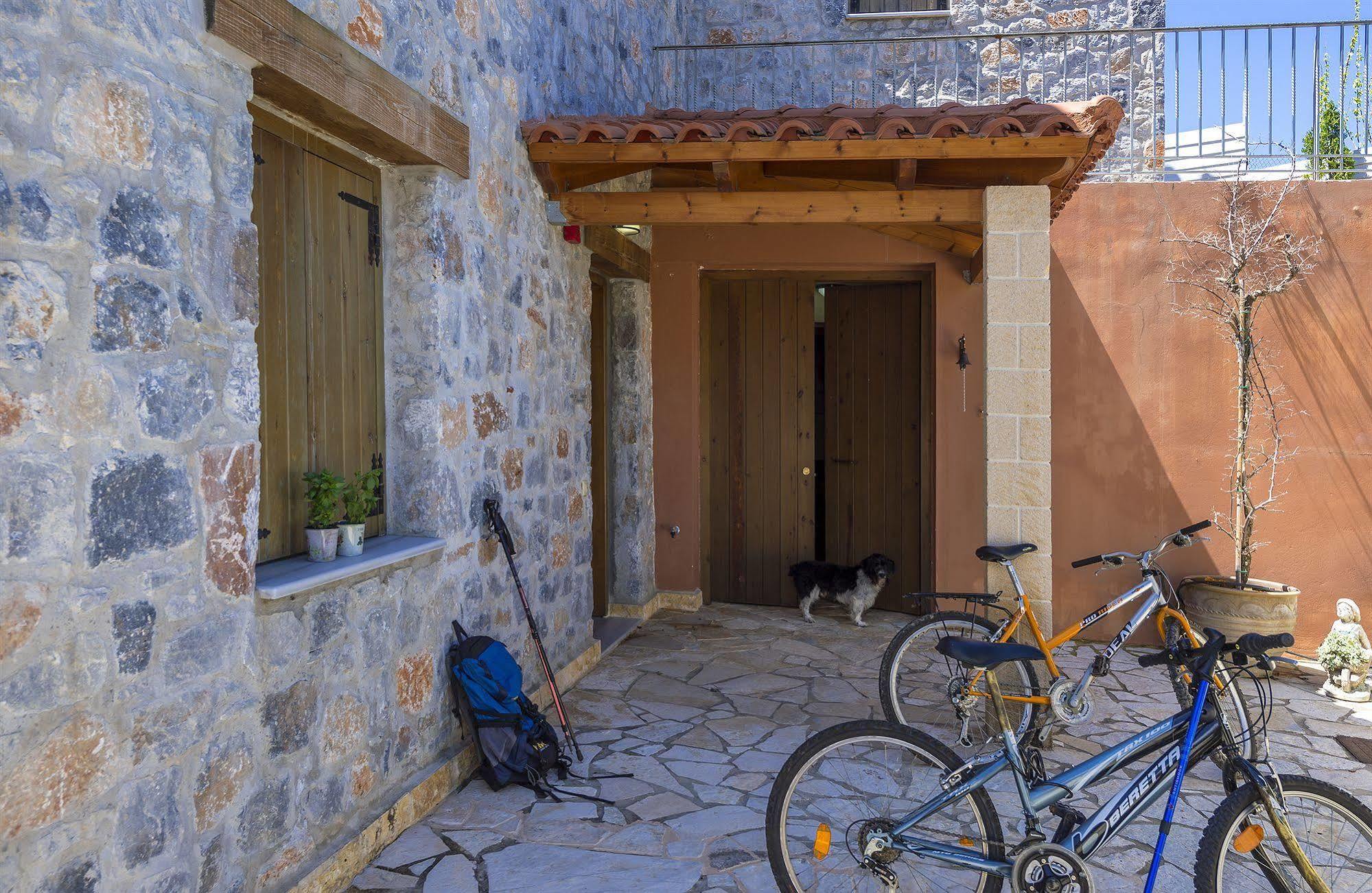 Apirathes Residence Zoúrva Exterior foto